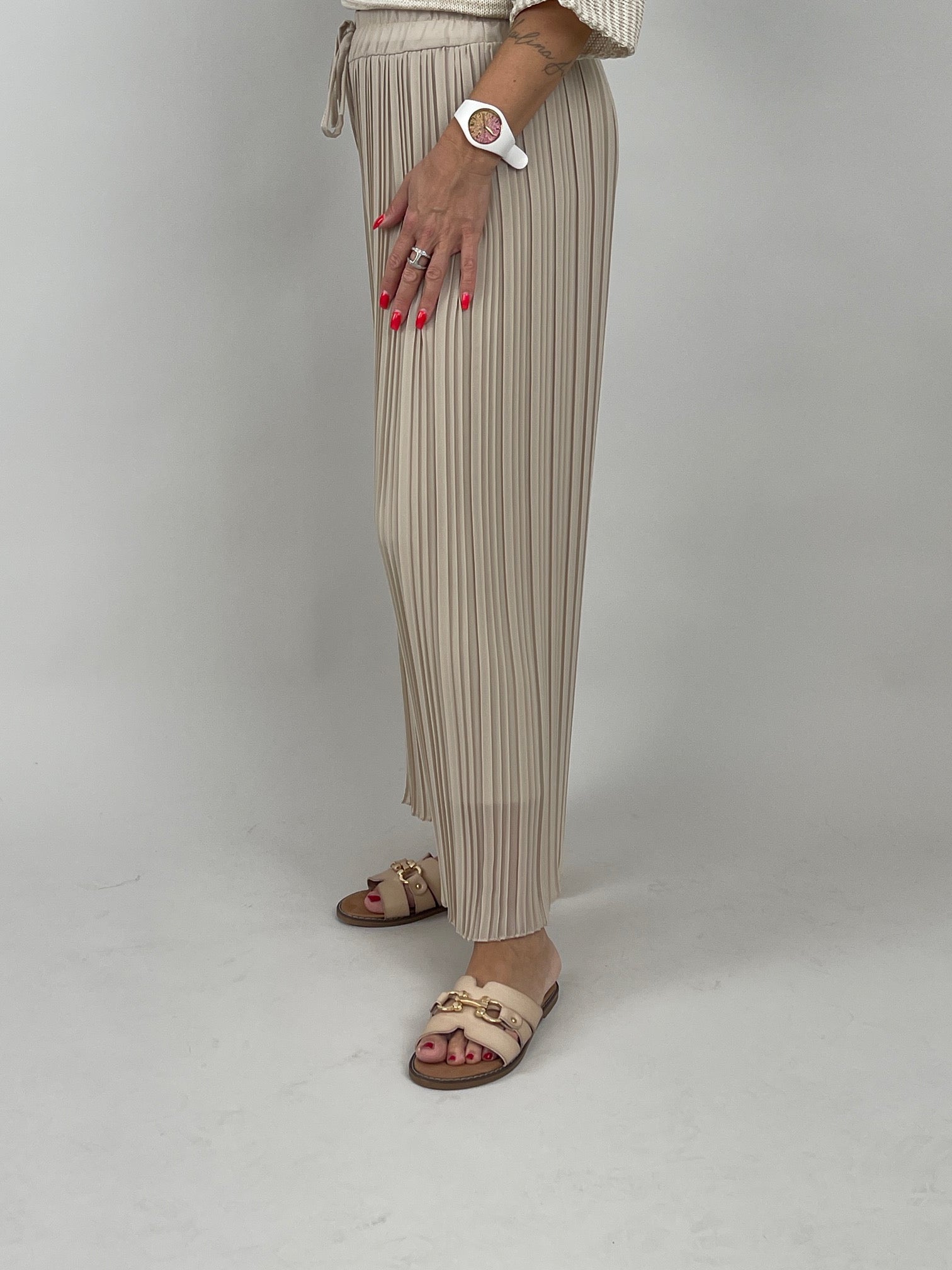 Plissee-Hose in Beige