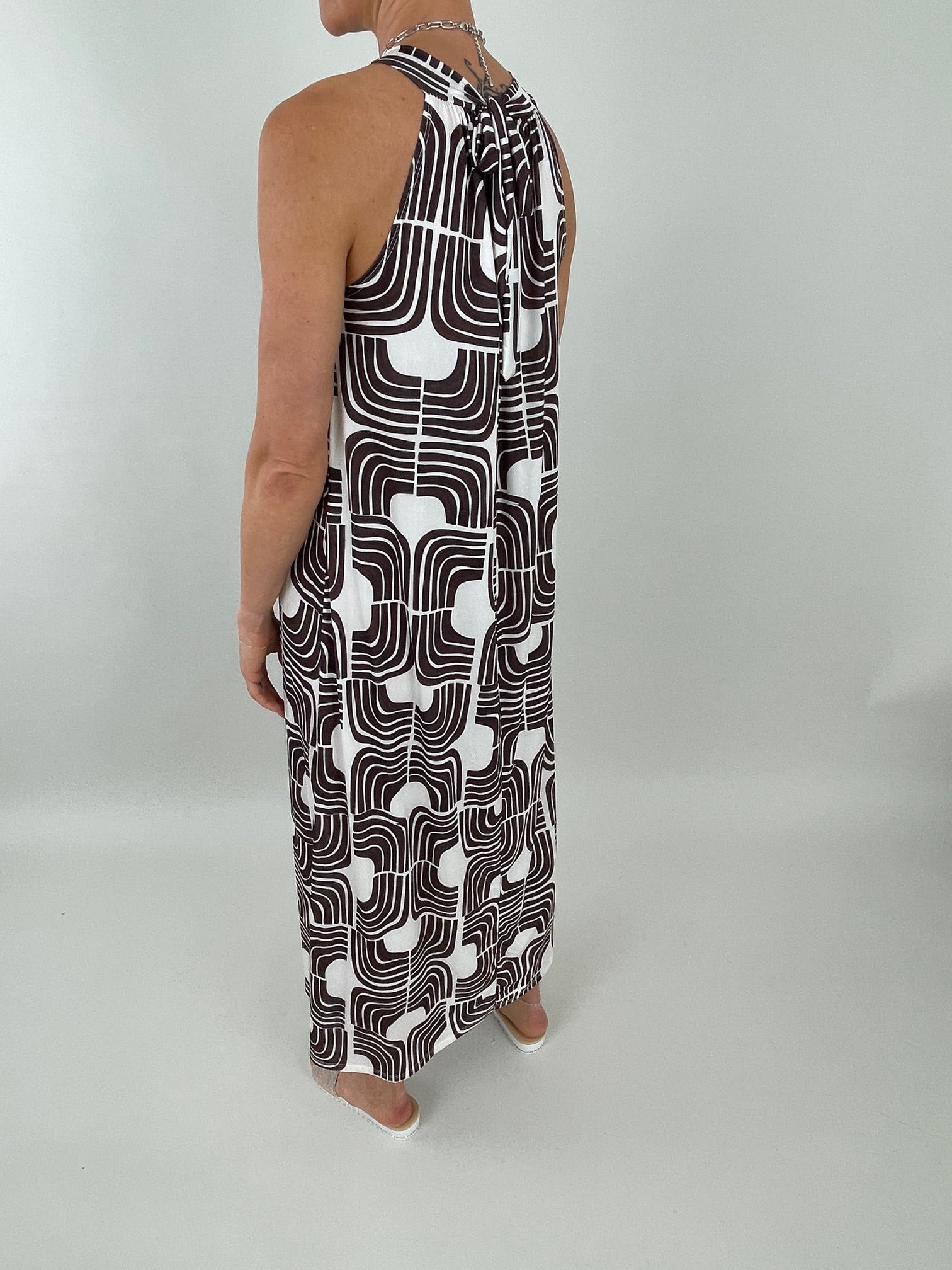 Neckholderkleid Maxi Kofferstoff Muster Mokka/Offwhite Artikel 5922