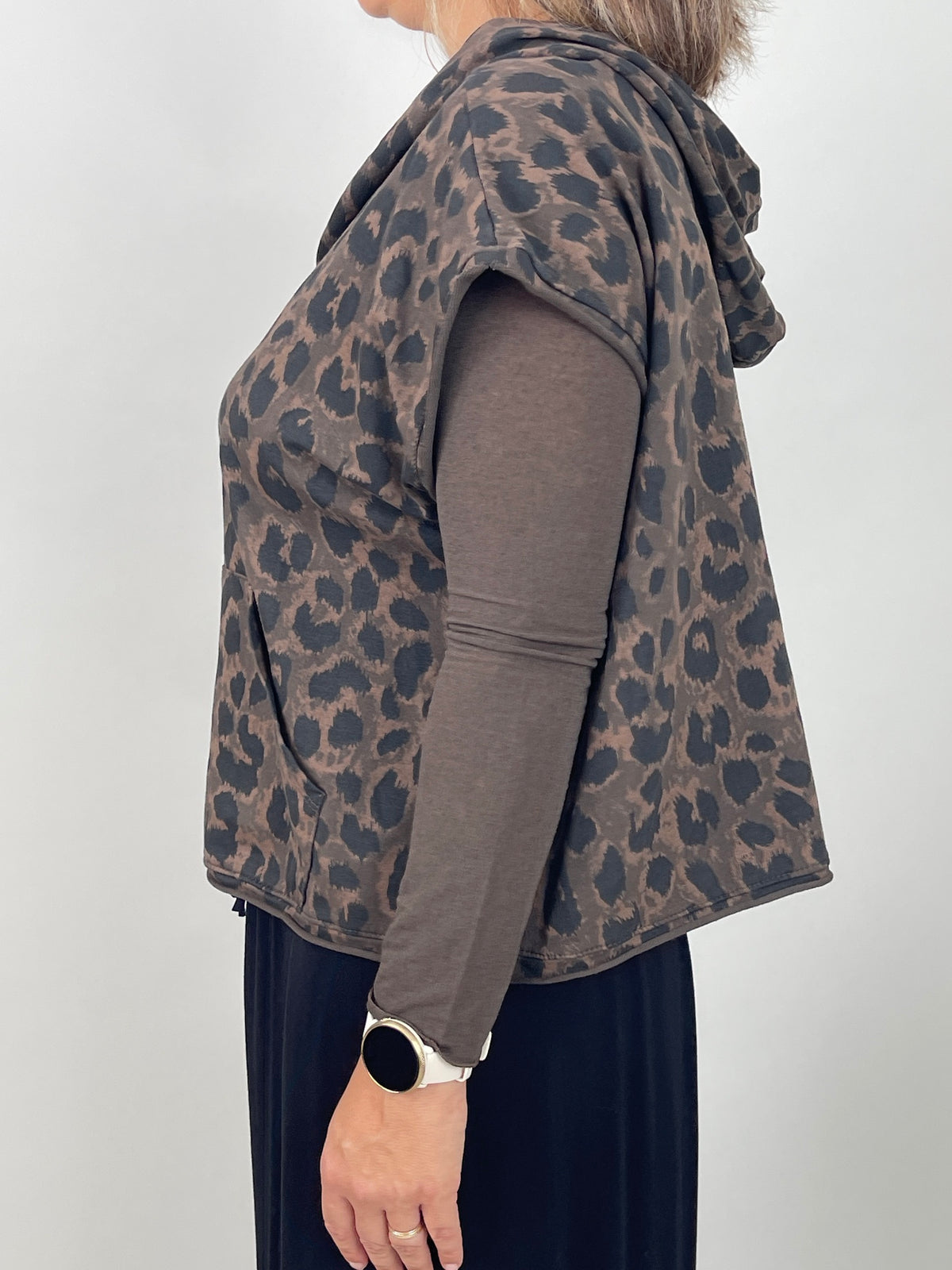 Sweatshirt Kurzarm mit Kapuze Leo/Mokka
