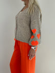 Cardigan Herzen in Taupe Artikel 6304