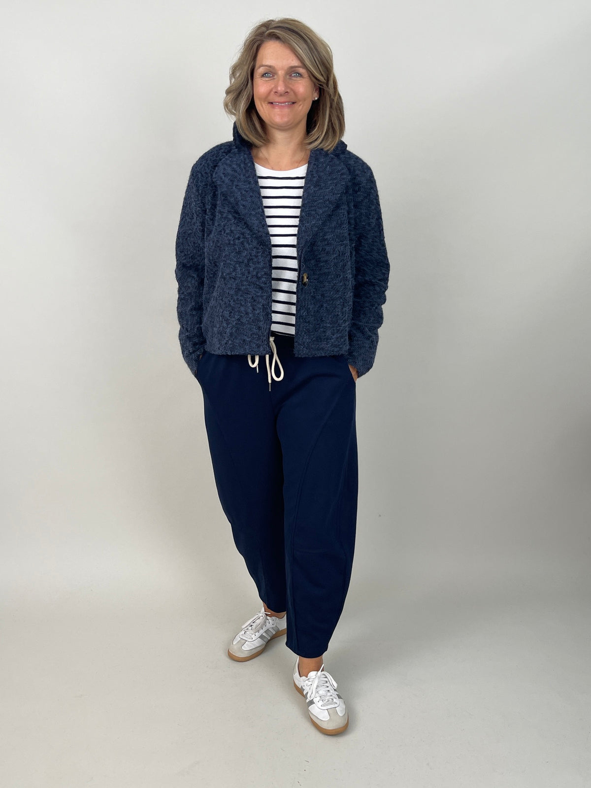 Kuschelige Blazerjacke in Marine