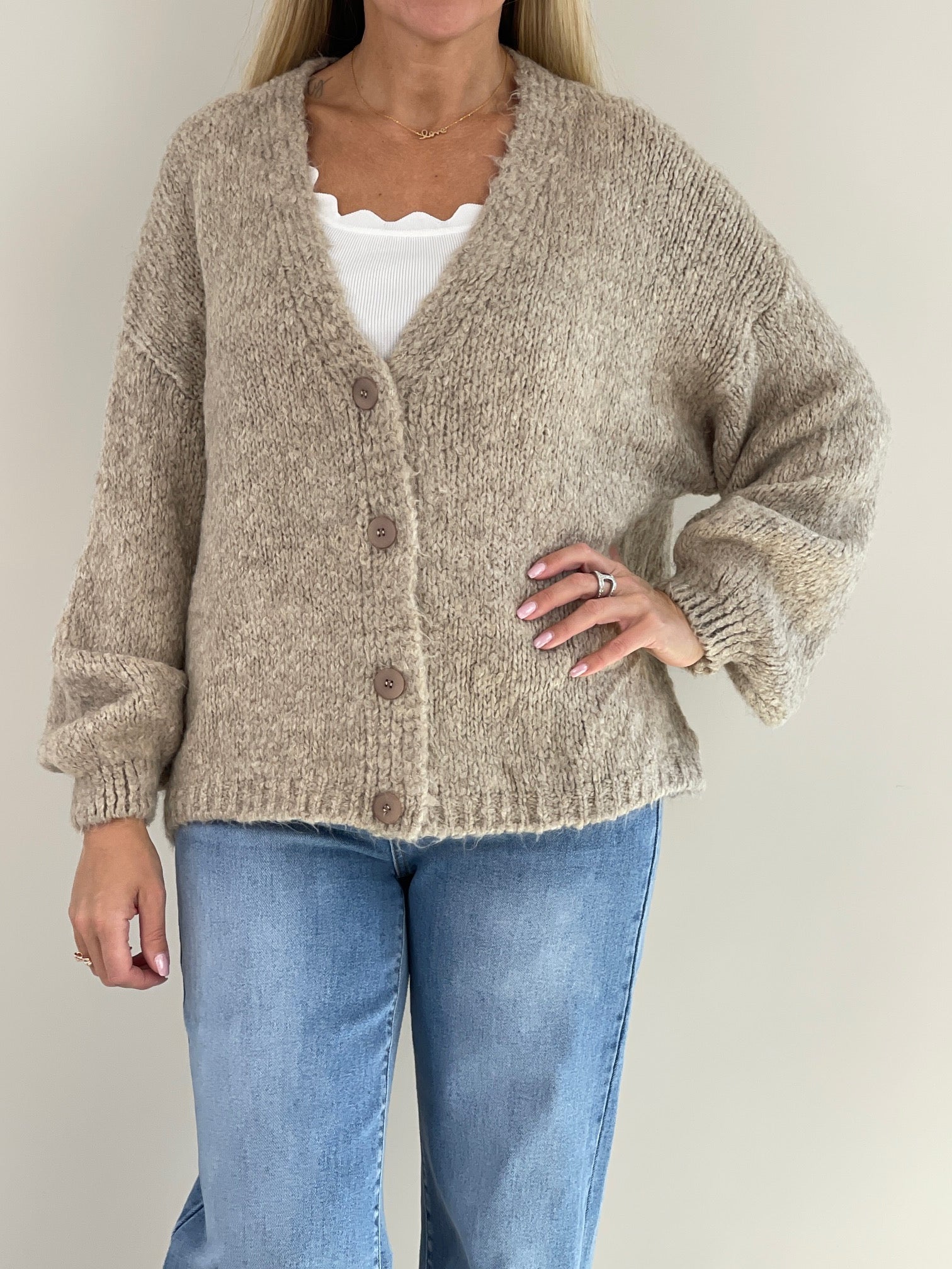 Cardigan Smiley in Taupe Artikel 6310