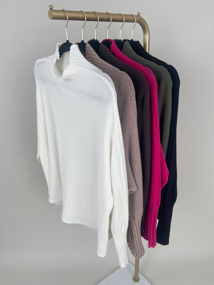 Feinstrickpullover mit Stehkragen in versch. Farben Art. 6566