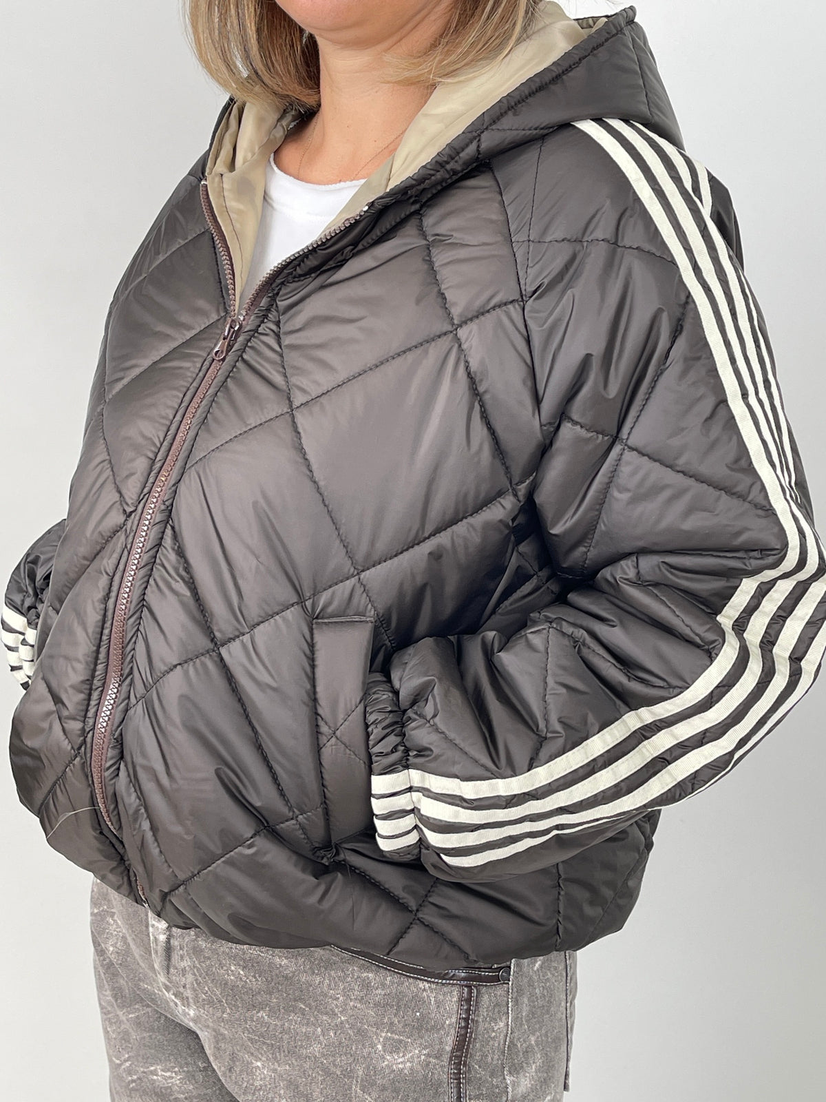 Steppjacke mit Streifen in Mokka