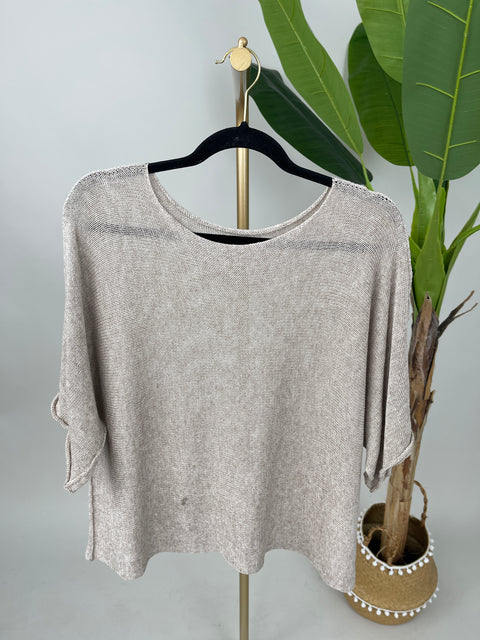 Feinstrickpullover mit lässigem Ärmel
