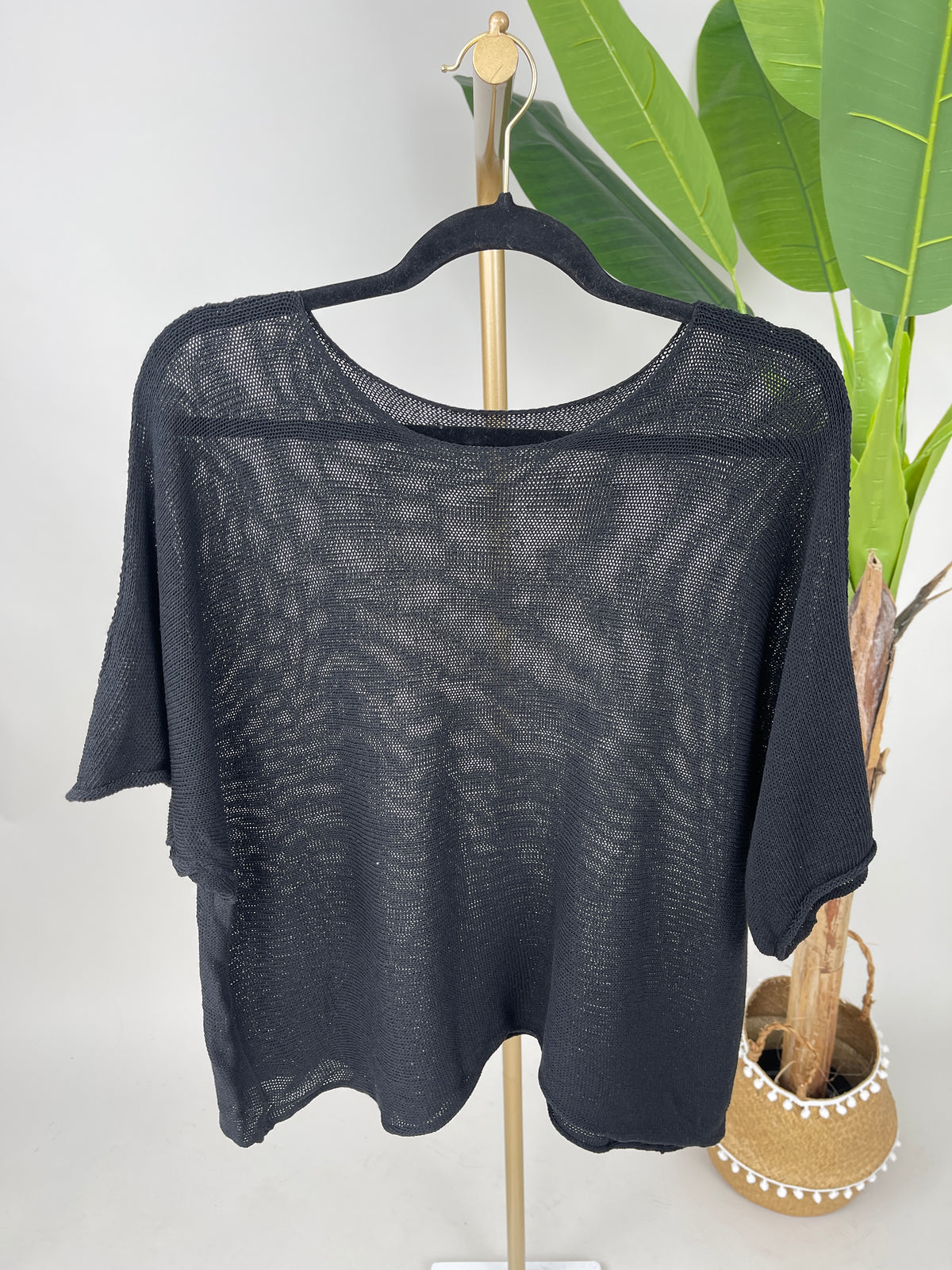 Feinstrickpullover mit lässigem Ärmel
