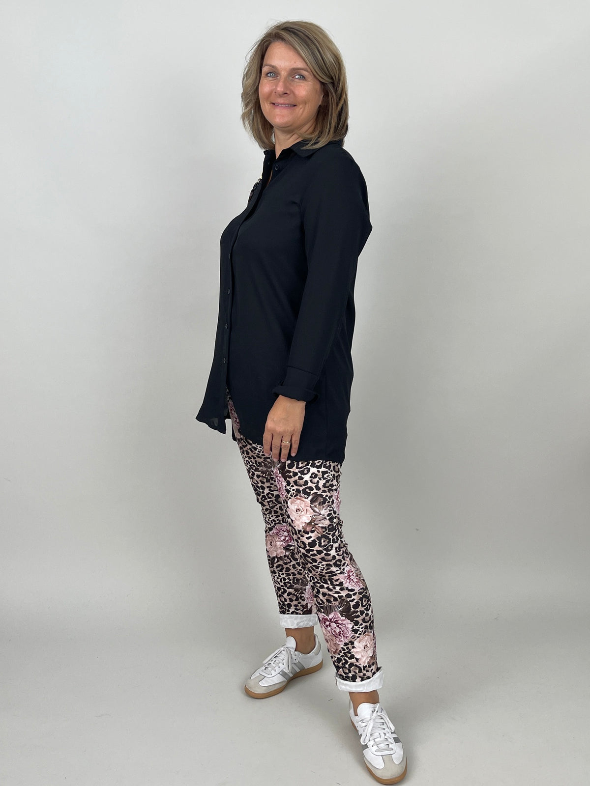 Lässige Longbluse in Schwarz