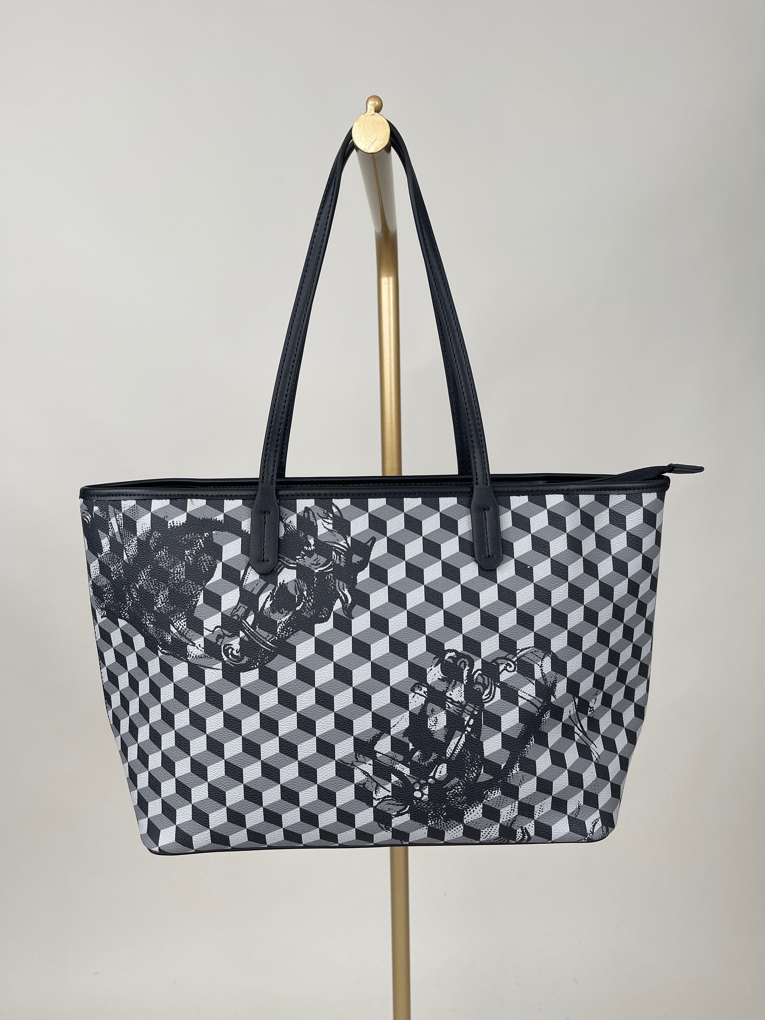 Shopper mit grafischem Muster