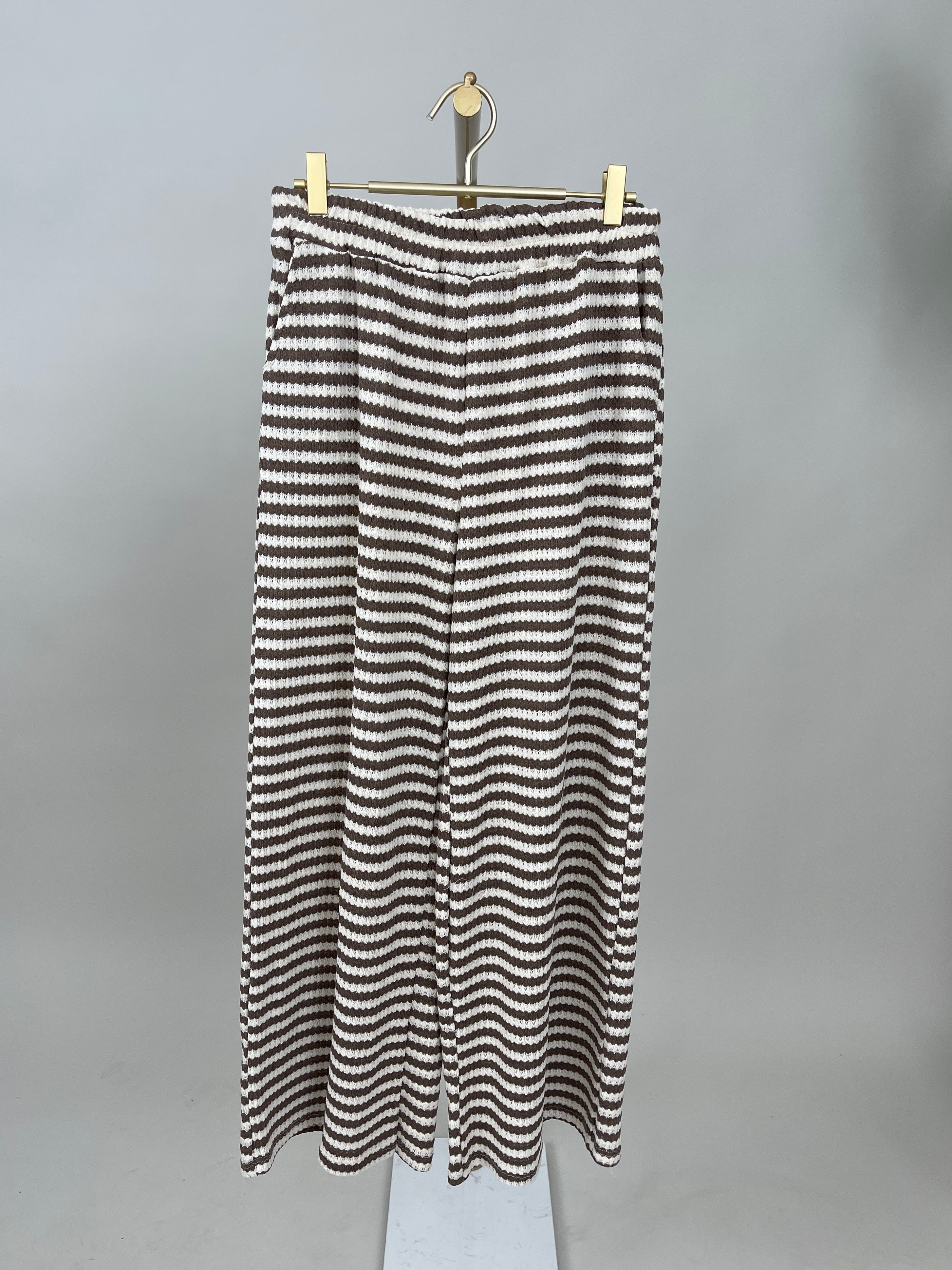 Strickhose Streifen in Taupe