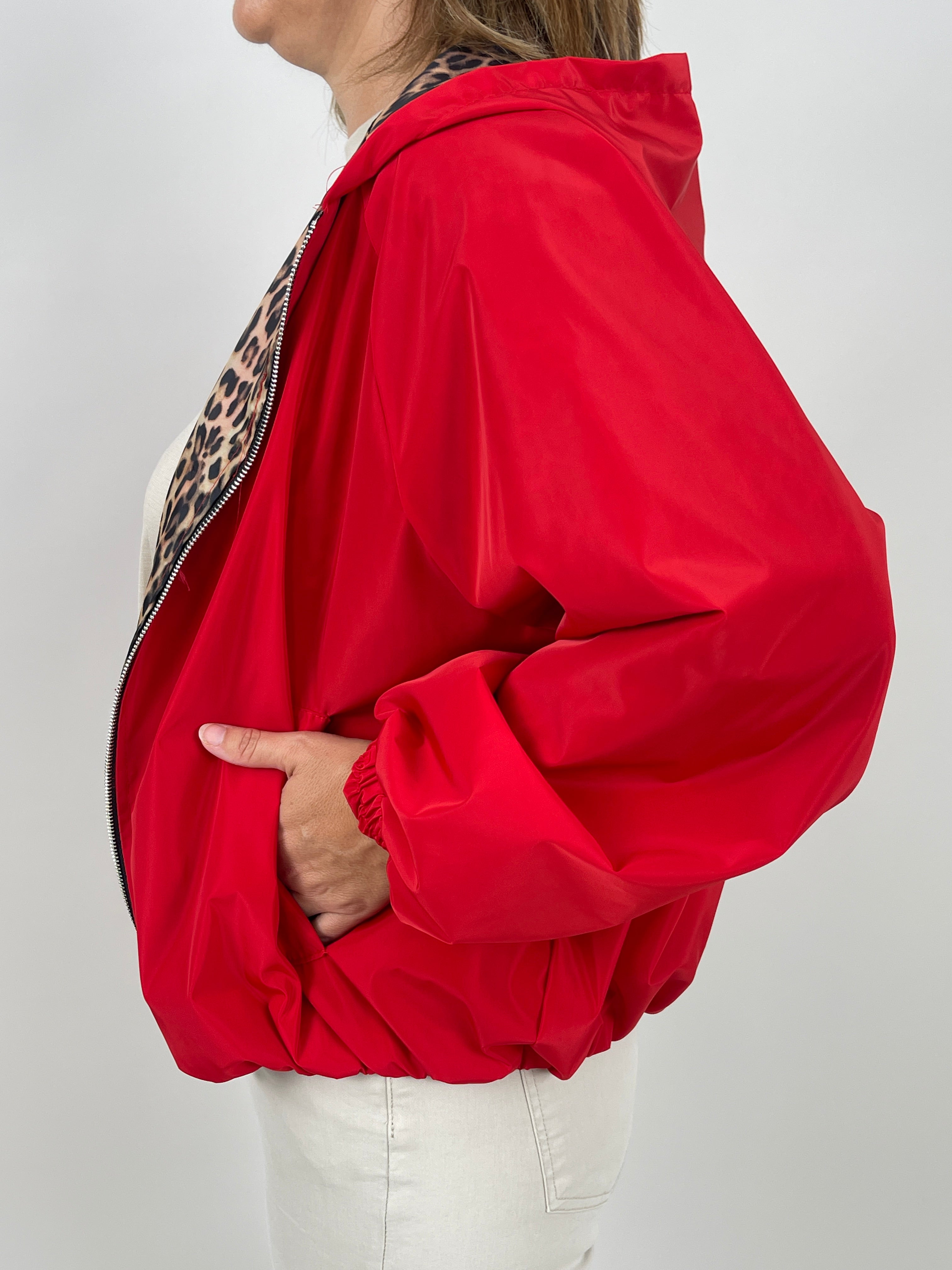 Wendejacke mit Leo-Design in Rot