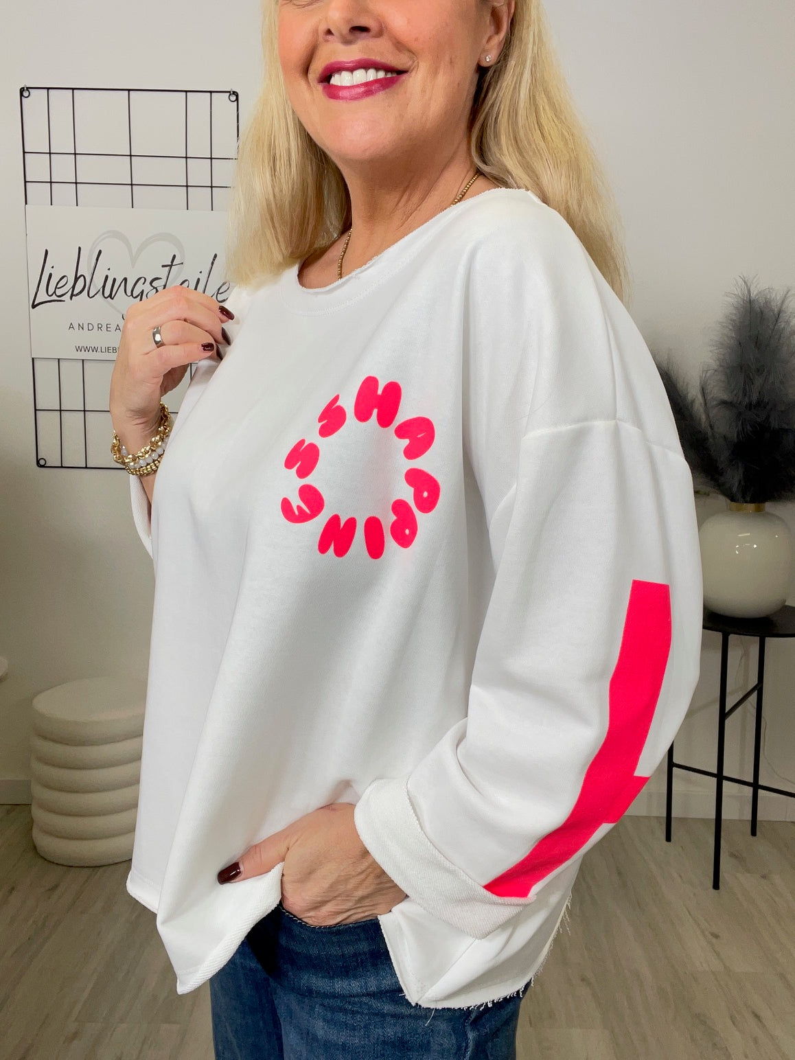 Sweatshirt mit Schriftzug im Rücken in Weiß Artikel 6693