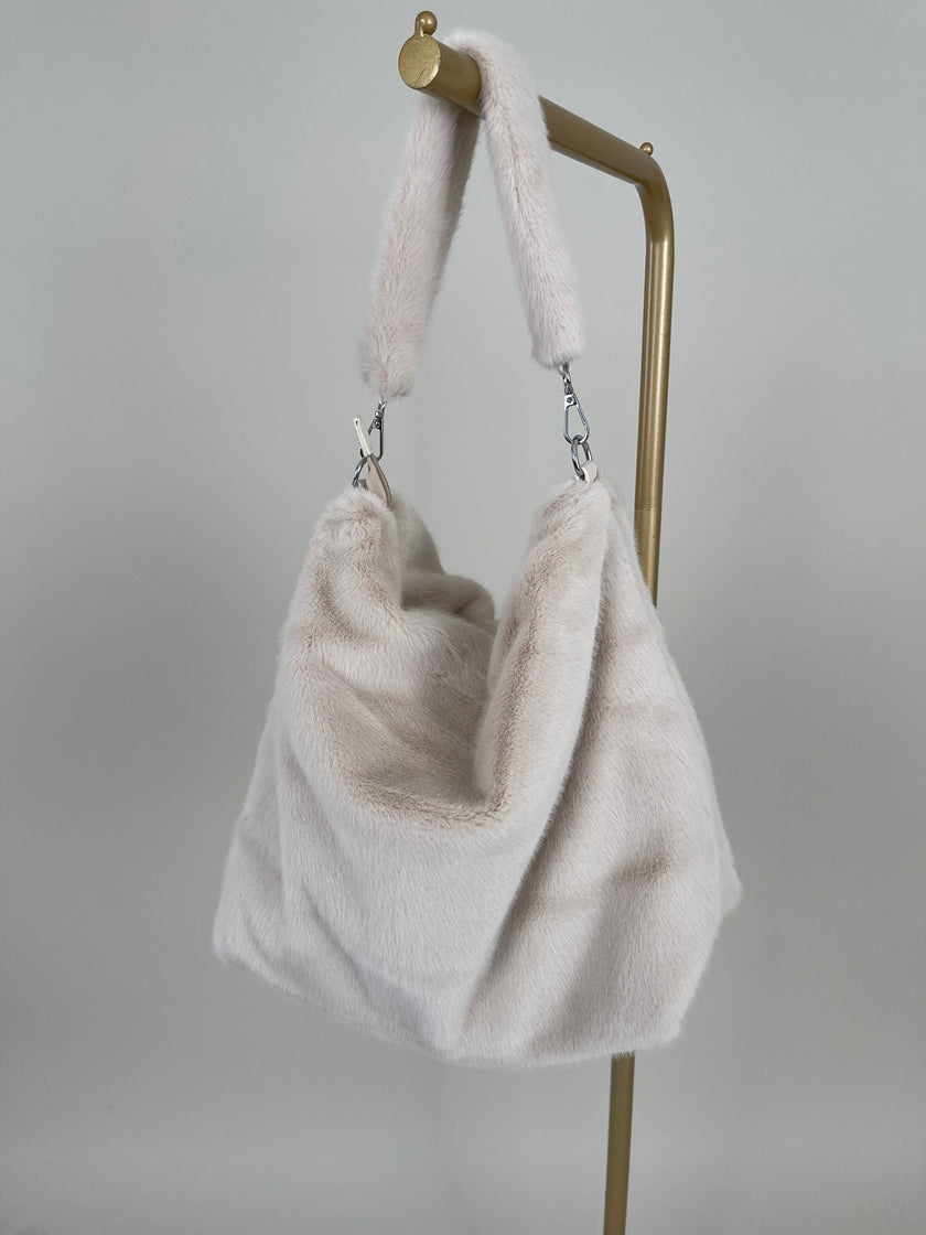 Tasche Kunstfell in Hellbeige Art. 6437