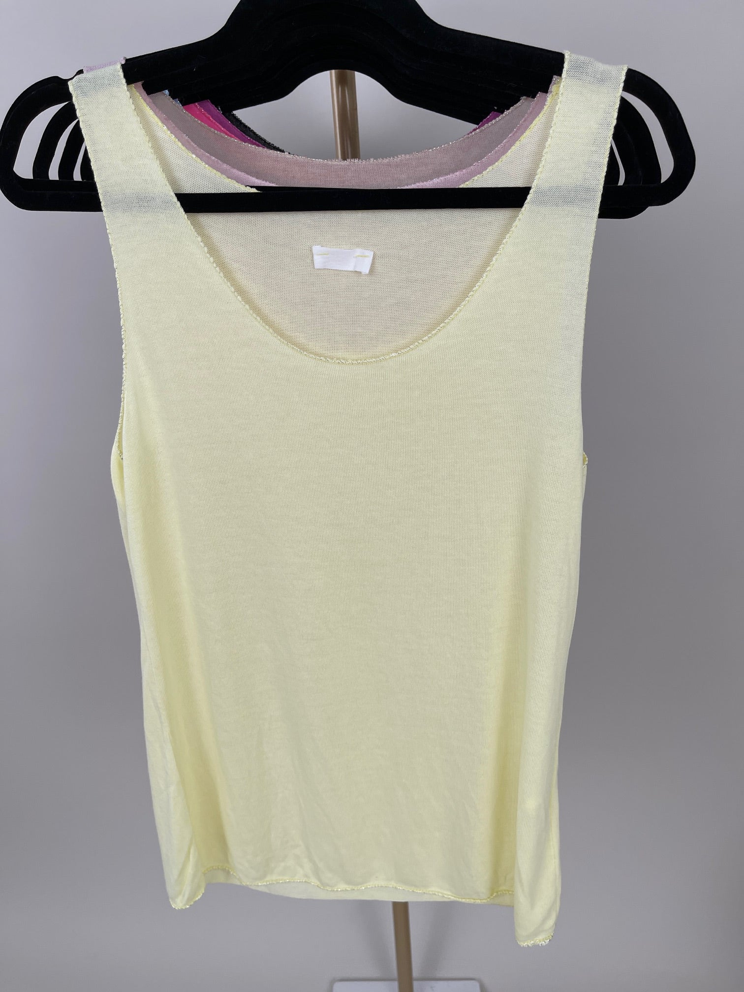 Top mit Glitzerrand in versch. Farben Artikel 5988