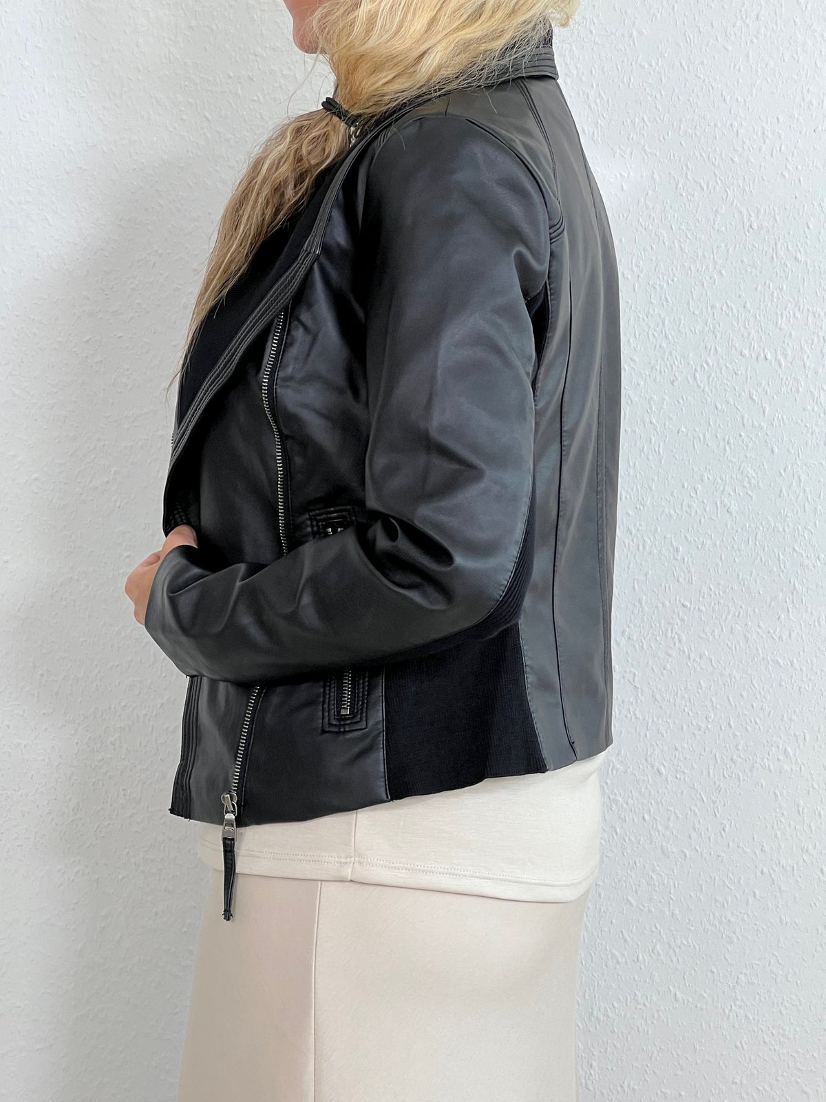Kunstlederjacke in Schwarz