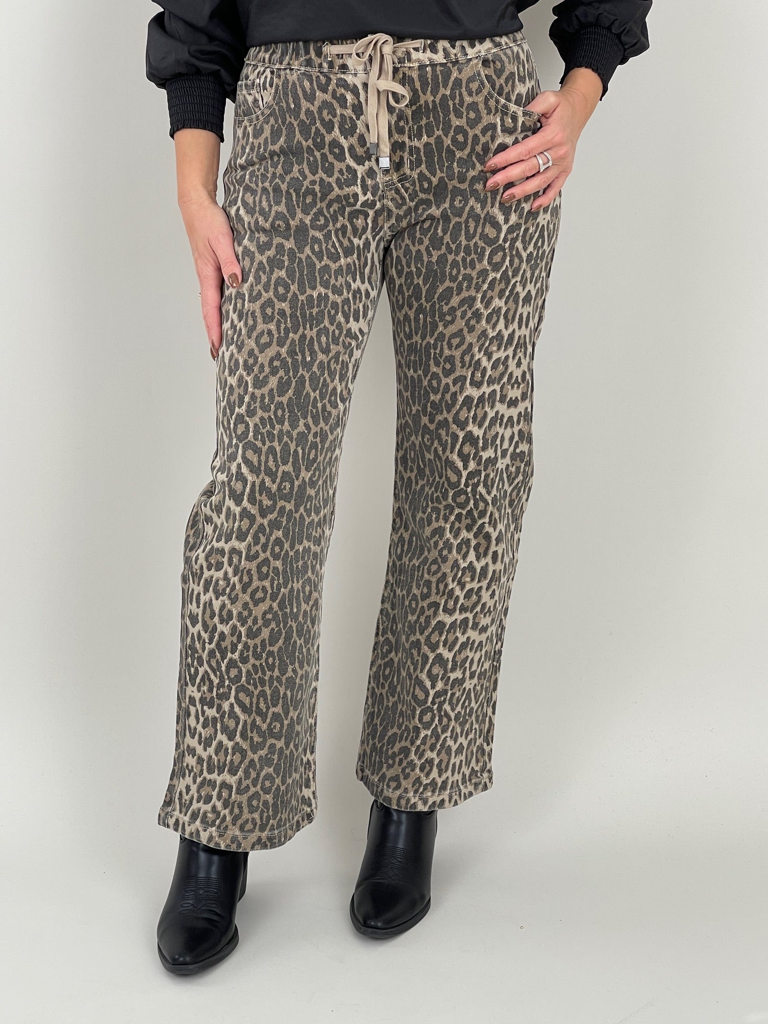 Jeans Beige Leo-Muster Art. 6468