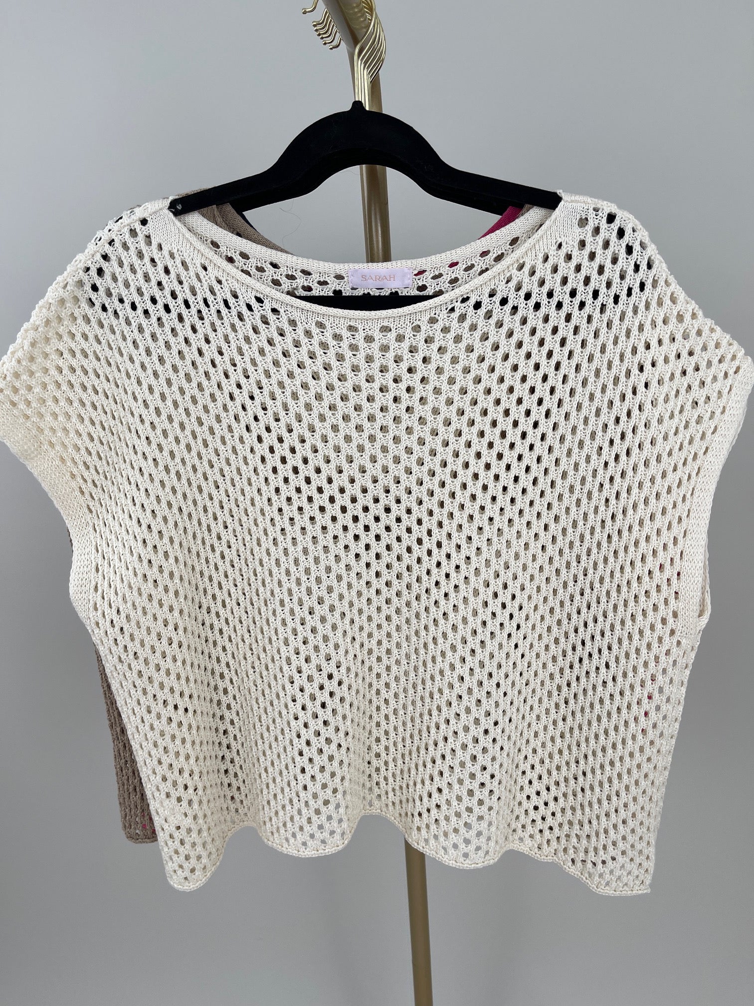 Netzpullover kurzer Arm in versch. Farben Artikel 6002