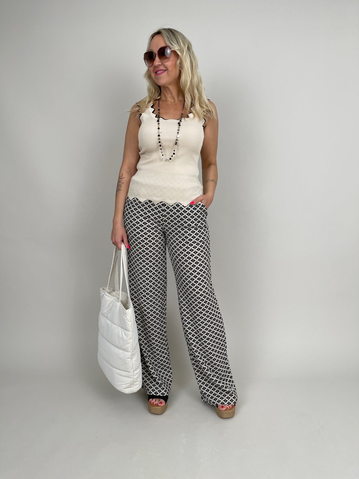 Marlene Hose Muster in Beige/Schwarz