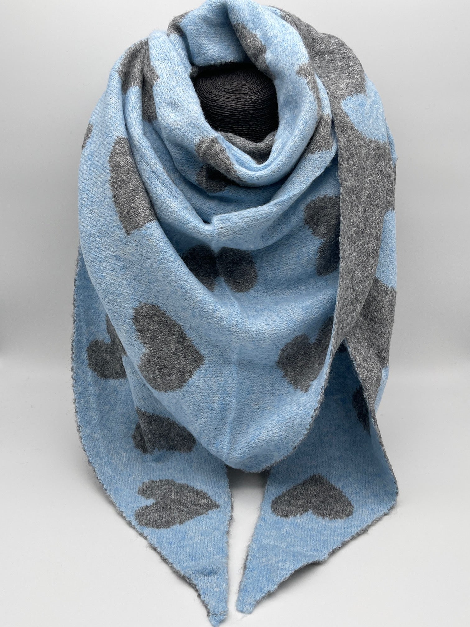 Dreieckschal Herzen in versch. Farben Art. 6520