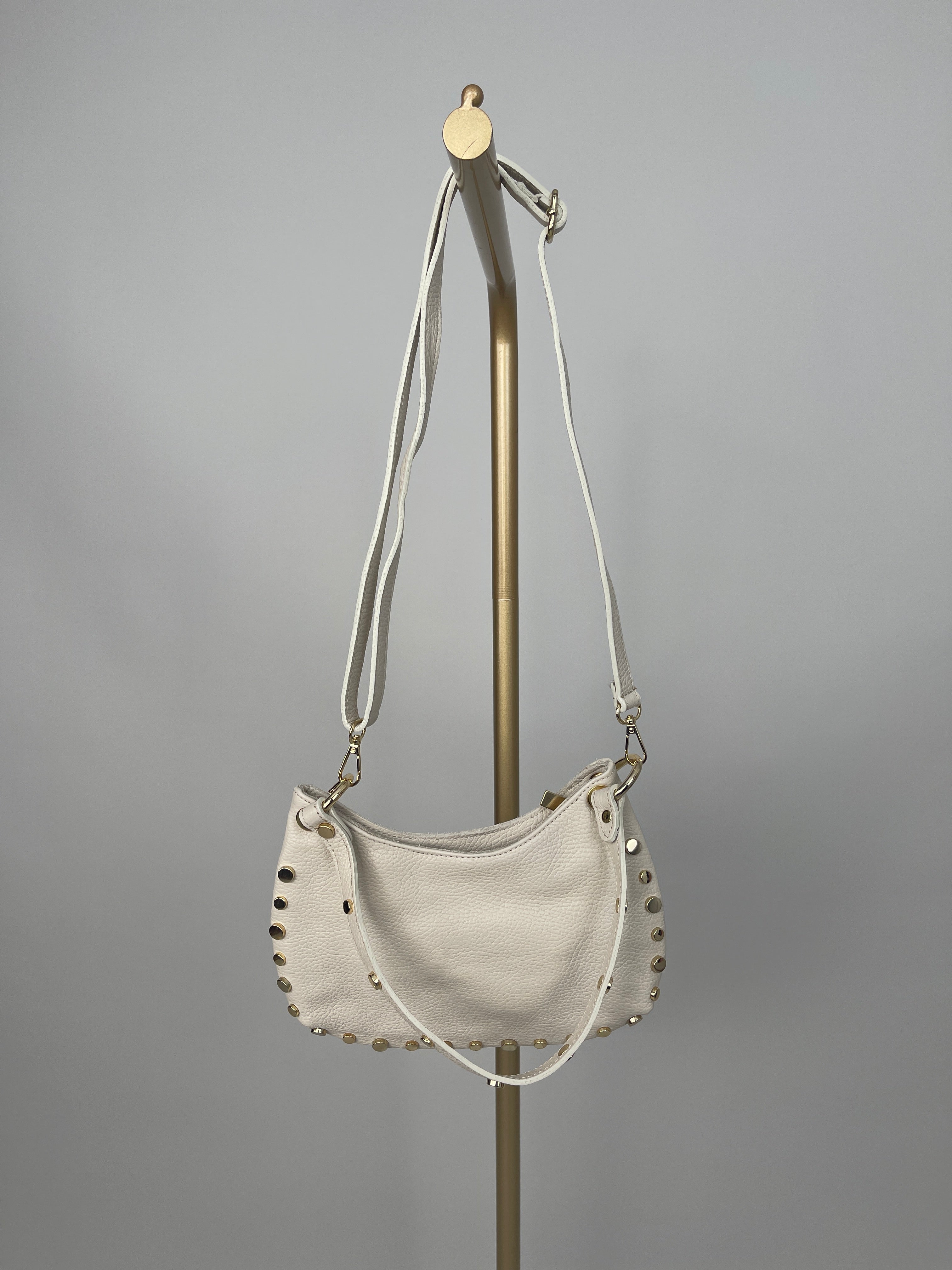 Tasche Echtleder mit Nieten in Beige