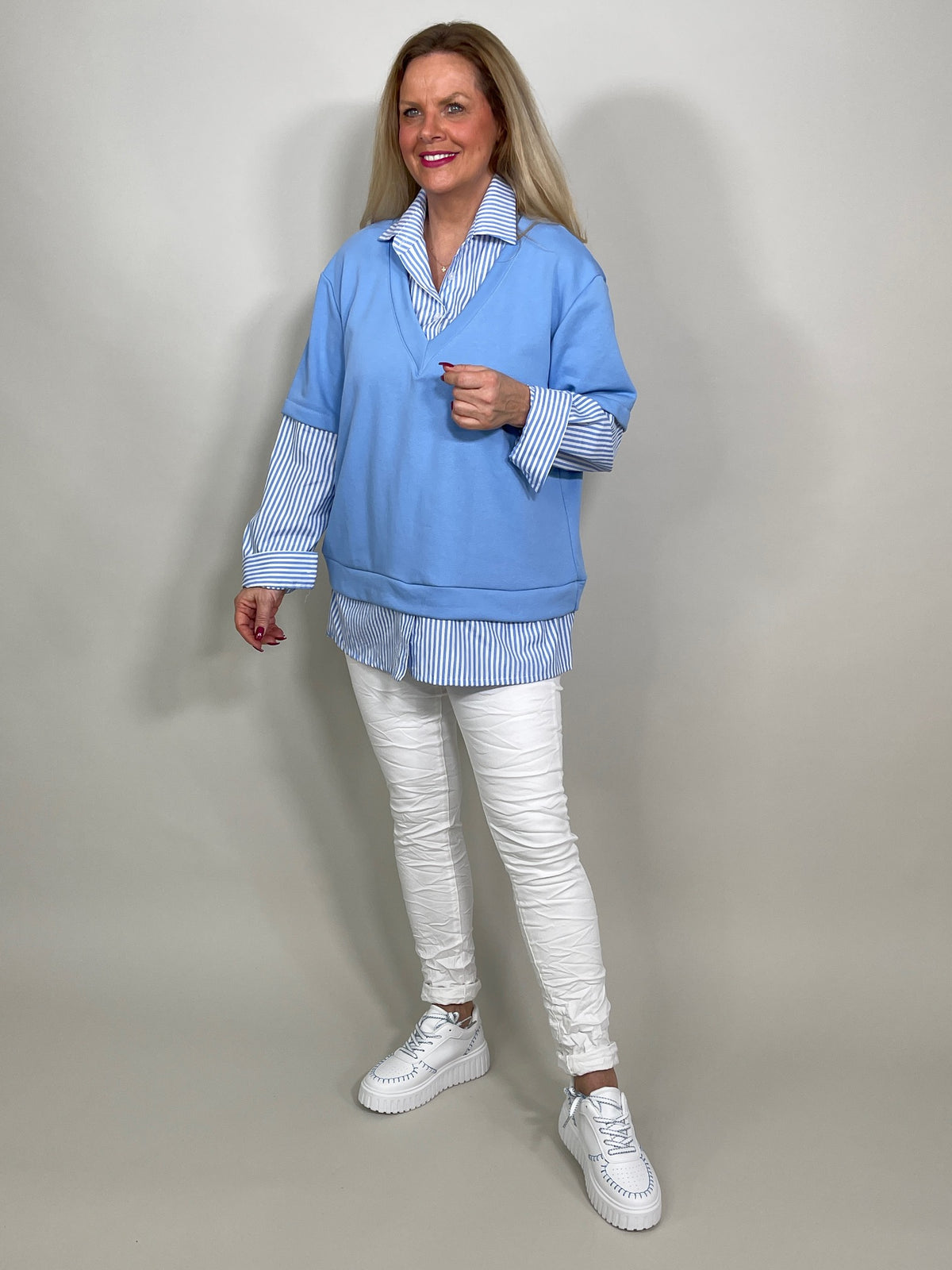 Sweatshirt mit Bluseneinsatz in versch. Farben