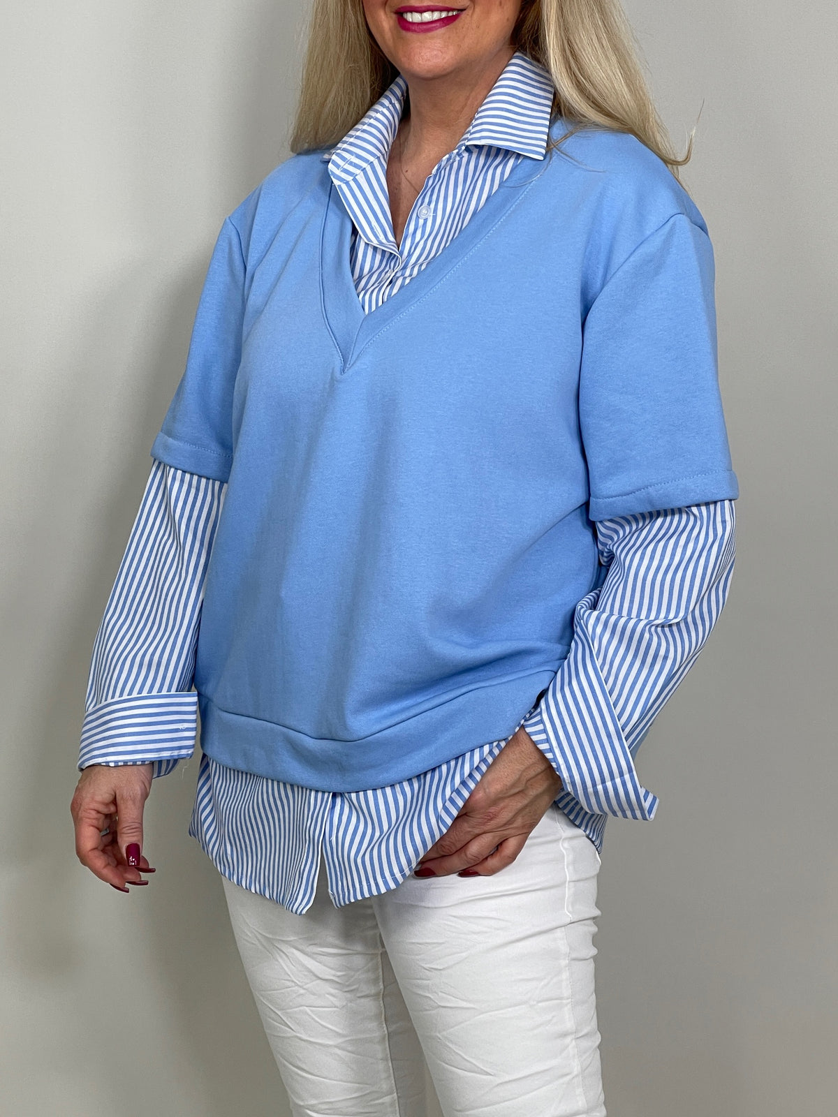 Sweatshirt mit Bluseneinsatz in versch. Farben