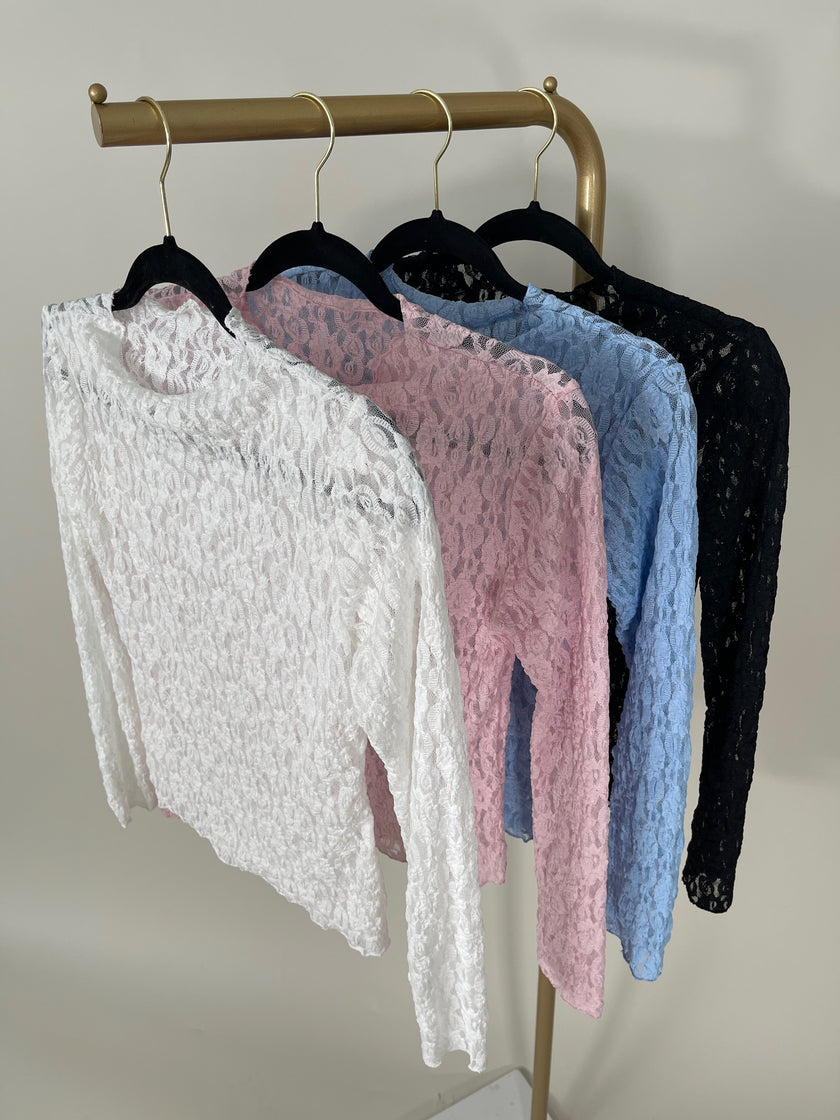 Langarmshirt aus Spitze in versch. Farben