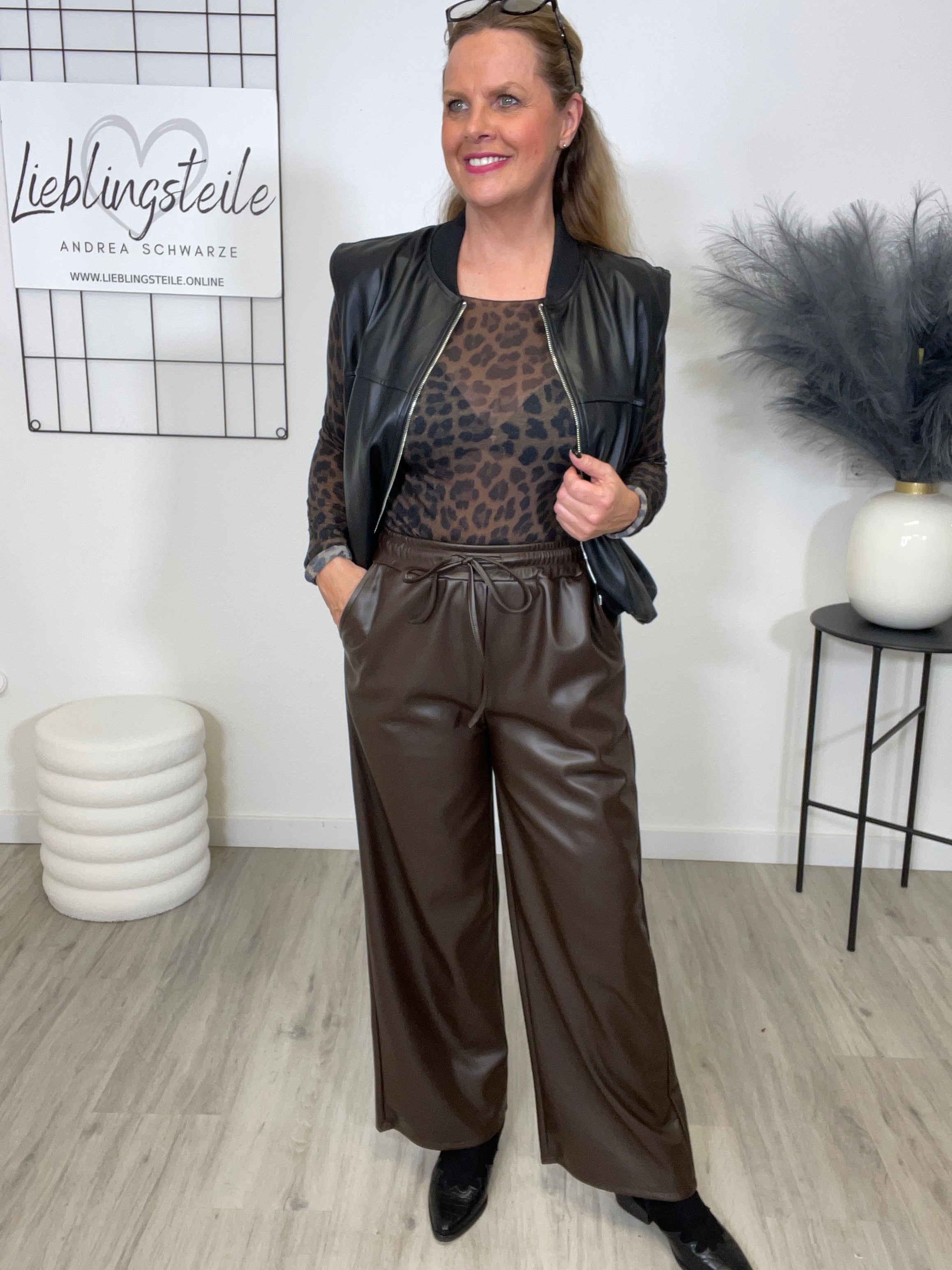 Marlene Hose Lederoptik in Mokka Artikel 6360