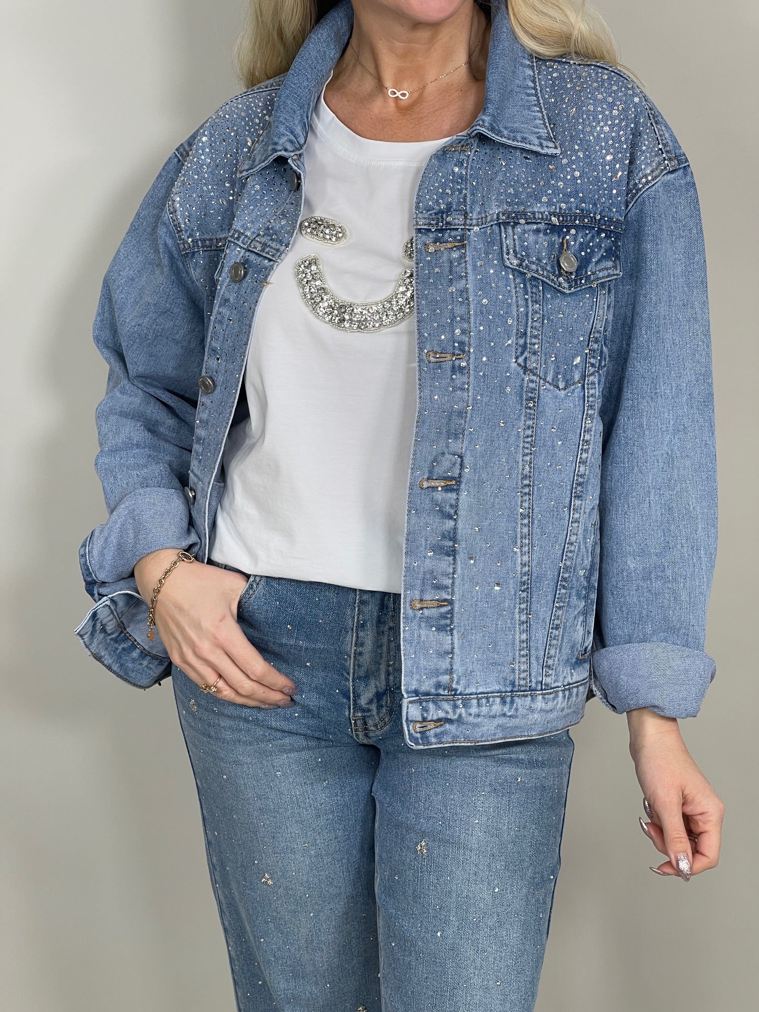 Jeansjacke mit Strasssteinen Artikel 5610