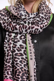 Tuch von Rino&Pelle mit Leo-Print