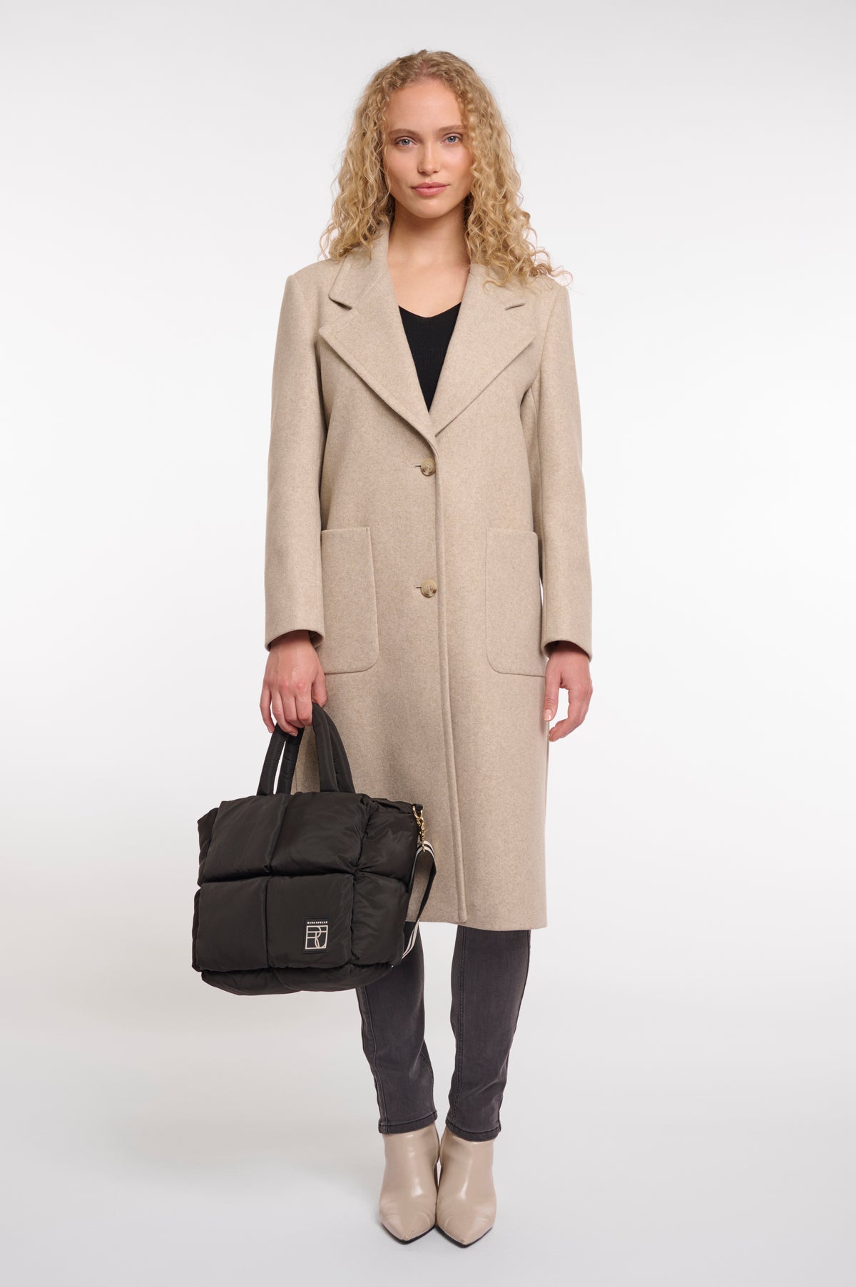 Tasche Nikita von Rino&Pelle in Schwarz