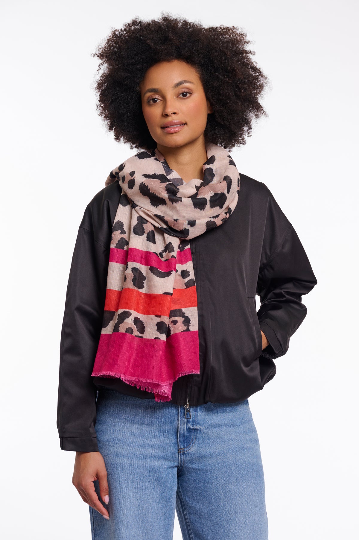 Tuch von Rino&Pelle mit Leo-Print in Pink/Orange