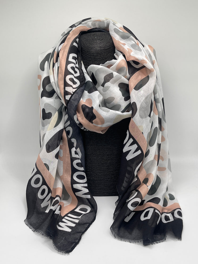 Schal Wild Mood in Schwarz/Bunt Leo Art. 6803