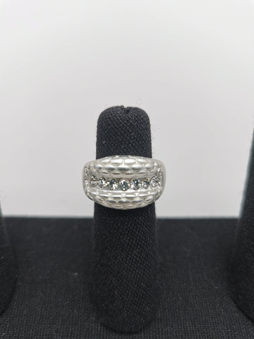 Silberner Ring mit Glitzersteine Art. 3658